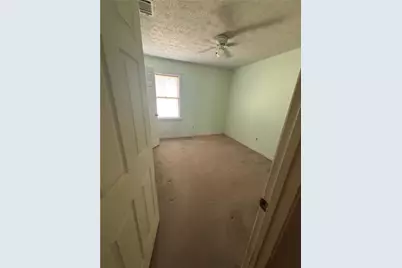 611 Warren Way, Winder, GA 30680 - Photo 8