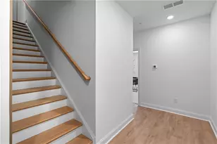 532 Alice Wy, Cumming, GA 30040 - Photo 2