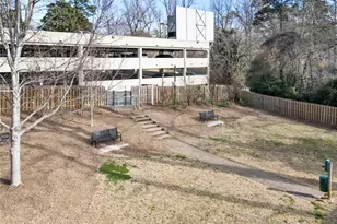 2479 Peachtree Rd NE, Atlanta, GA 30305 - Photo 18