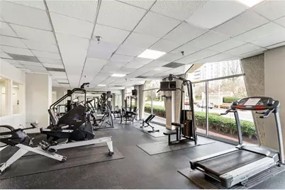 2479 Peachtree Road NE #217, Atlanta, GA 30305 - Photo 4
