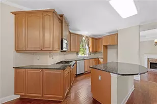 562 Vinings Springs Dr SE, Mableton, GA 30126 - Photo 22