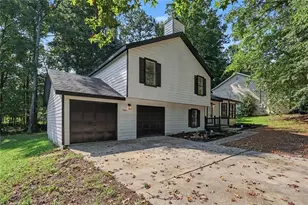 5880 Bluebonnet Cir, College Park, GA 30349 - Photo 10