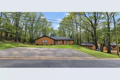 271 E Wright Street, Winder, GA 30680 - Photo 1