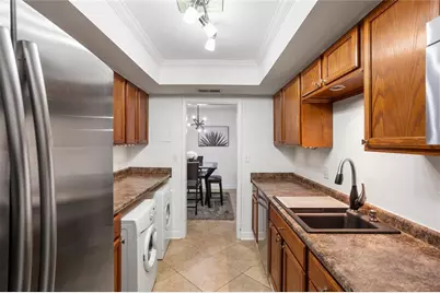 6851 Roswell Road #H28, Sandy Springs, GA 30328 - Photo 8