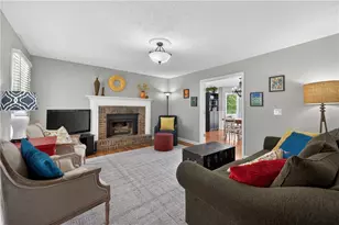 176 Arbour Run, Suwanee, GA 30024 - Photo 4