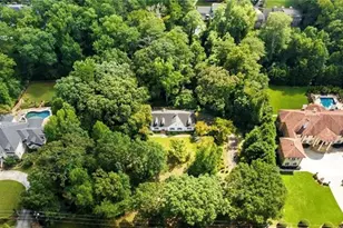 700 Heards Ferry Rd, Atlanta, GA 30328 - Photo 1