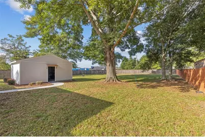 132 Clifford Street, Loganville, GA 30052 - Photo 14