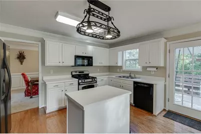1950 E Bay Street, Hoschton, GA 30548 - Photo 12