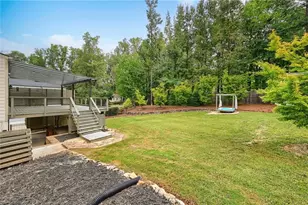 2470 Kingsley Dr NE, Marietta, GA 30062 - Photo 32