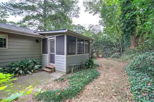 1990 Glenroy Pl SE, Smyrna, GA 30080 - Photo 34