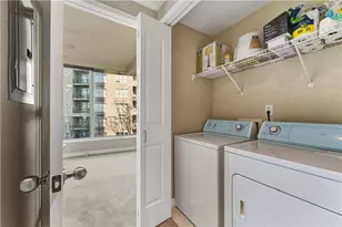 3338 Peachtree Rd NE, Atlanta, GA 30326 - Photo 12