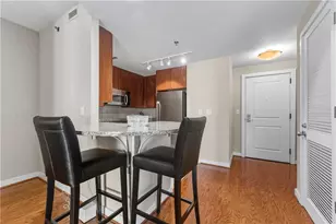 3338 Peachtree Rd NE, Atlanta, GA 30326 - Photo 4