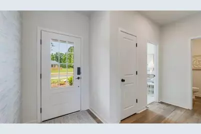 5675 Rosehall Place, South Fulton, GA 30349 - Photo 2