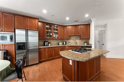 828 Highland Lane NE #2201, Atlanta, GA 30306 - Photo 2