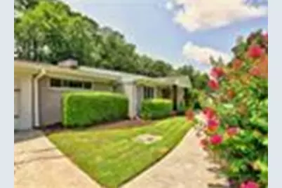 715 Glenforest Road, Sandy Springs, GA 30328 - Photo 4