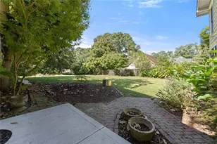 1071 Green St Cir, Gainesville, GA 30501 - Photo 42