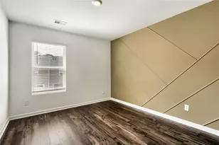 723 Aura Trl, Lawrenceville, GA 30045 - Photo 12