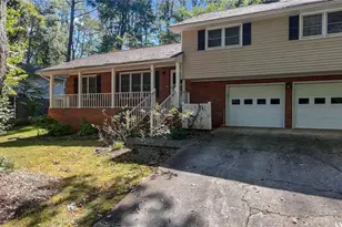 5728 Four Winds Ct SW, Lilburn, GA 30047 - Photo 30
