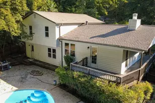 151 Farmington Dr, Woodstock, GA 30188 - Photo 2