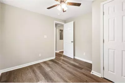 2571 Elliott, Atlanta, GA 30318 - Photo 16