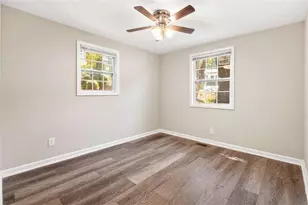 2571 Elliott, Atlanta, GA 30318 - Photo 10