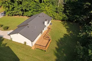 190 Mountain View Cir, Covington, GA 30016 - Photo 4