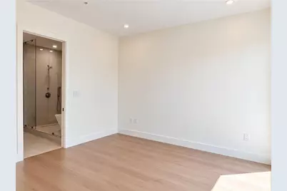 318 Sandy Springs Circle #270, Sandy Springs, GA 30328 - Photo 16