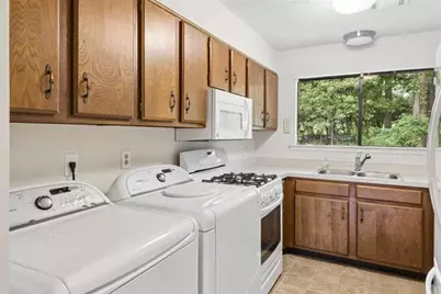 101 Valley Court, Stockbridge, GA 30281 - Photo 8