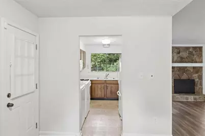 101 Valley Court, Stockbridge, GA 30281 - Photo 6