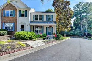 10900 Wittenridge Dr, Alpharetta, GA 30022 - Photo 6