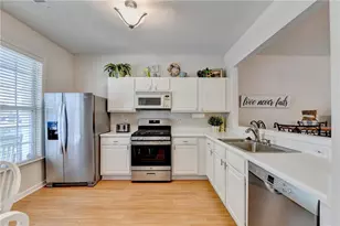 10900 Wittenridge Dr, Alpharetta, GA 30022 - Photo 2