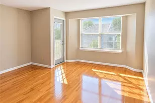 2037 Chastain Park Ct NE, Atlanta, GA 30342 - Photo 2