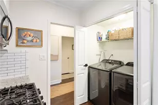 904 Lenox Hill Ct NE, Atlanta, GA 30324 - Photo 10