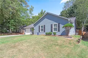 1971 Marshes Glenn Dr, Norcross, GA 30071 - Photo 2