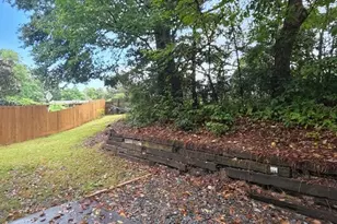 2377 Fawn Hollow Ct, Duluth, GA 30096 - Photo 22