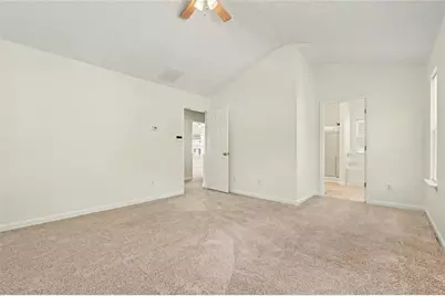 9464 Lakeview Road, Union City, GA 30291 - Photo 14