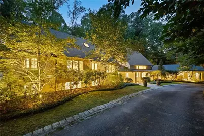 695 W Conway Drive, Atlanta, GA 30327 - Photo 34