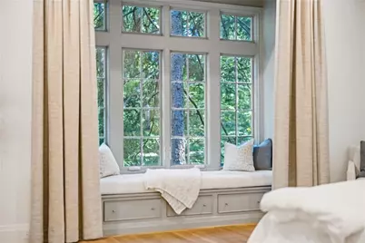 695 W Conway Drive, Atlanta, GA 30327 - Photo 22