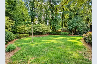 412 Ben Avenue, Lilburn, GA 30047 - Photo 24