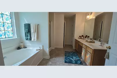 3811 Roxfield Drive, Buford, GA 30518 - Photo 10