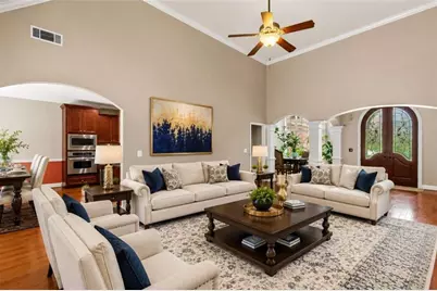 812 Treeline Drive, Conyers, GA 30094 - Photo 10