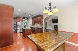 812 Treeline Dr, Conyers, GA 30094 - Photo 14