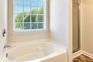 724 Breeze Ln, Woodstock, GA 30188 - Photo 22