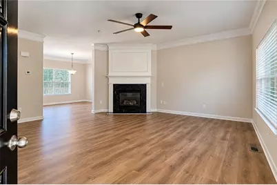 724 Breeze Lane, Woodstock, GA 30188 - Photo 4
