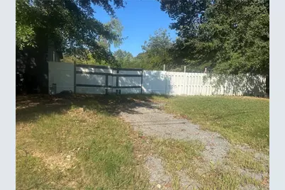 406 Wilson Avenue SW, Rome, GA 30161 - Photo 2