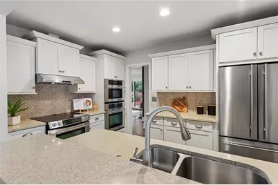 421 Golfview Rd Road NW, Atlanta, GA 30309 - Photo 16