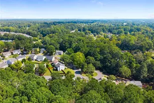 6010 Foxberry Ln, Roswell, GA 30075 - Photo 32