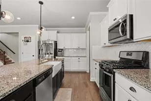 5106 Park Haven Dr, Flowery Branch, GA 30542 - Photo 8
