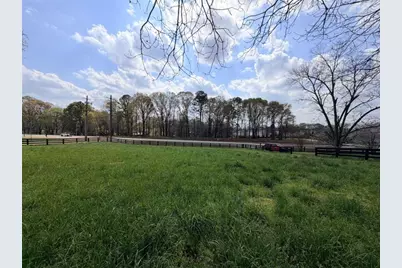 662 Old Gainesville Highway, Pendergrass, GA 30567 - Photo 2