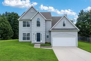 1070 Big Haynes Dr, Grayson, GA 30017 - Photo 2